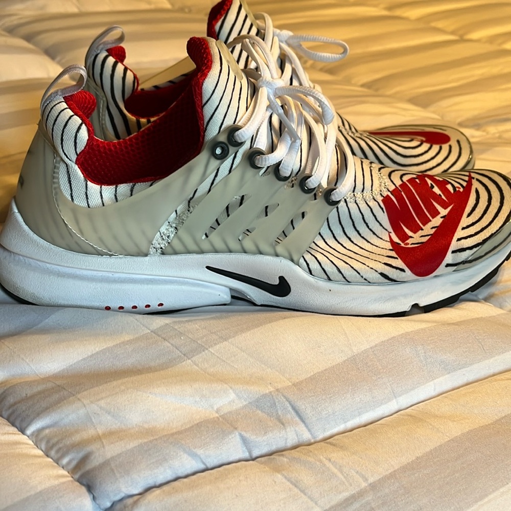 Nike Air Presto Hypnotic